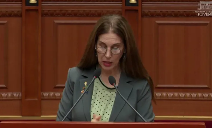 Kumbaro në Kuvend: Trajtim financiar dinjitoz për 6761 punonjës të arsimit