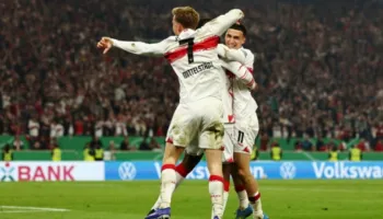 Kupa e Gjermanisë/ Stuttgart mundi Freiburgun pas shtesës dhe kalon në finale ku e pret Bayern Munich