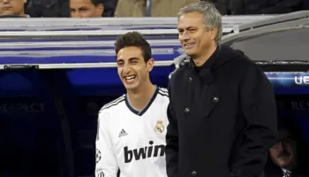 “Kur isha 17 vjeç, Mourinho pa diçka tek unë që askush tjetër nuk e pa. Guxim i madh të lësh në stol Alonso-n. Khedira-n, për një adoleshent…”