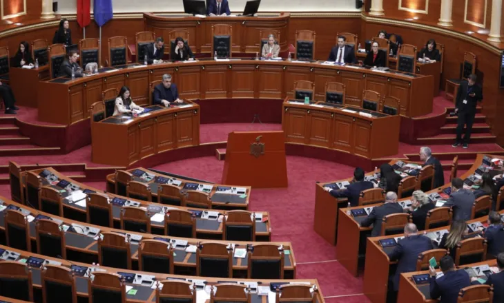 Kuvendi sot në seancë plenare/ Interpelanca me ministrat, projektligje dhe komisione hetimore në rend dite