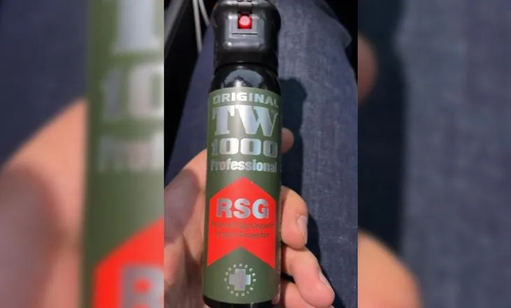 Ky është spraji që efektivët hodhën për shpërndarjen e protestuesve në tubimin e PD, përdoret prej dekadash nga policia