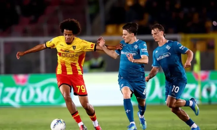 Lecce-Fiorentina mbyllet 1-1, Tiago Gabriel i përgjigjet golit të Harrison, skuadrat ndajnë pikët në “Via del Mare”