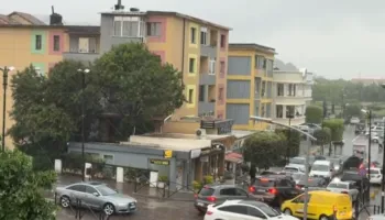 Lezha përfshihet nga reshje të dendura shiu dhe erë e fortë, probleme me furnizimin me energji