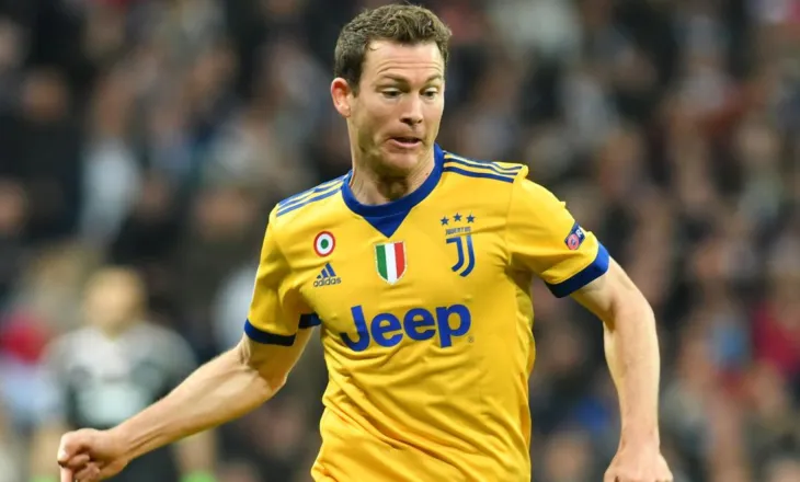 Lichtsteiner kujton Conten: Ai të mëson se fitorja është e vetmja gjë që ka vërtet rëndësi