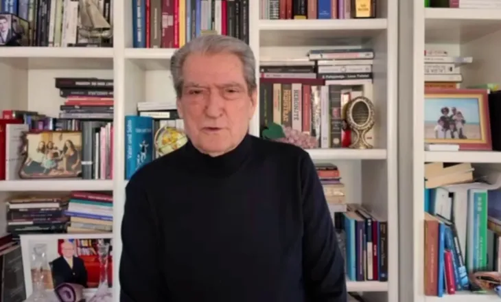 “Mashtron për rrogat dhe pensionet”, Berisha i përgjigjet Ramës: Pensionistët marrin sa 2 kg domate në muaj