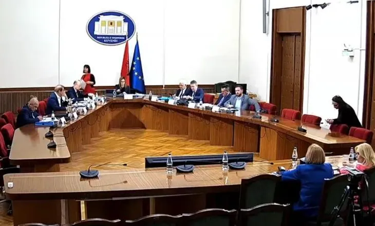 Mblidhet Këshilli i Legjislacionit, diskutohen pagat e gjyqtarëve dhe Rregullorja e Kuvendit