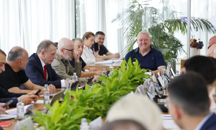 Mblidhet Komiteti Ekzekutiv, përcakton kryetarët & anëtarët e Komisioneve të Përhershme të FSHF-së