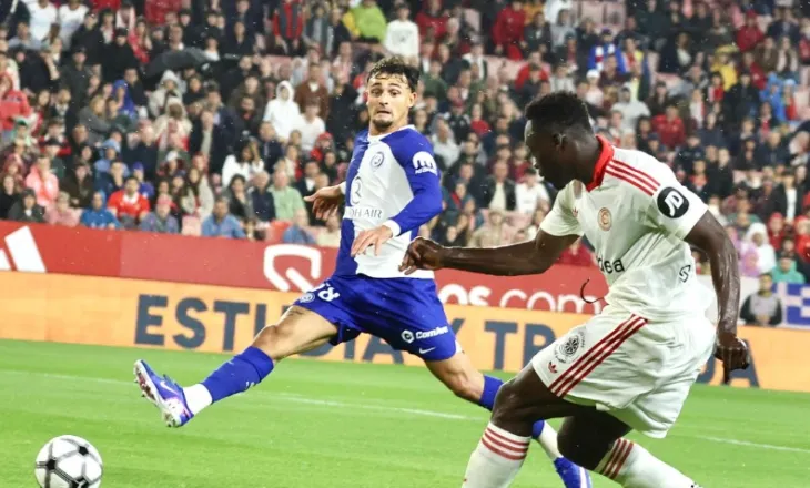 Me mendjen te Barcelona dhe një pjesë të yjeve në stol, Atletico i jep tre pikë të arta Sevilla-s (video)