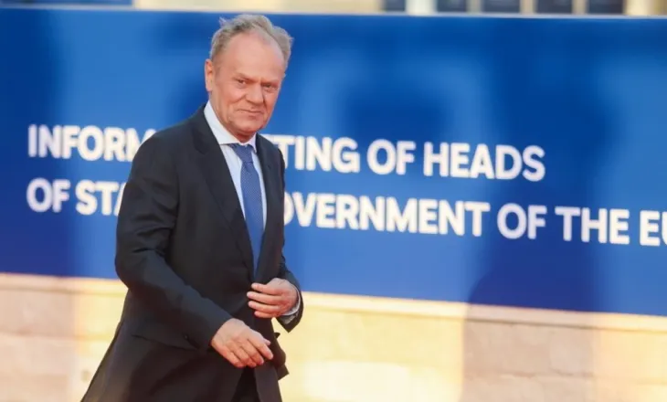 “Më në fund, për herë të parë Samiti pa rusë’, Donald Tusk ‘thumbon’ Viktor Orban