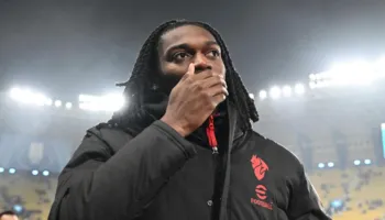 Milan nxjerr në shitje Leao-n për një çmim qesharak. Agjenti i portugezit nis kontaktet me Barcelonën, por merr refuzimin e katalanasve