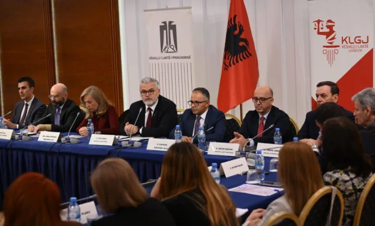 Ministri Gogu: Sistemi do të gjykohet nga rezultatet, deri 3 vite për një vendim të arsyetuar