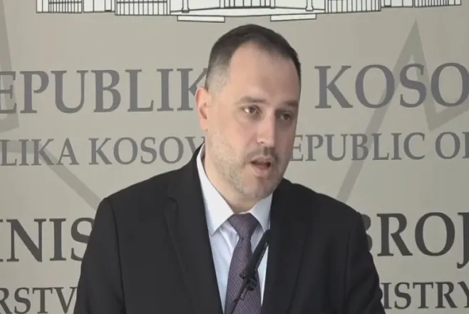 Ministri Nufi në Kosovë: Në fazë vlerësimi dërgimi i trupave në Gaza!