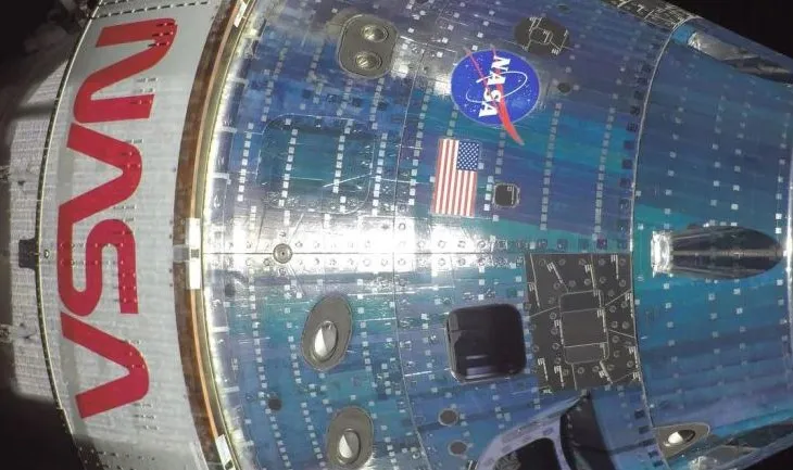 Misioni “Artemis II” do zbarkojë në orën 00:30 në Tokë! Nga ‘ana e errët’ e Hënës, tek fati i astronautëve