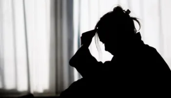 Mjekët të shqetësuar – Të rinjtë po i drejtohen IA-së për këshilla për shëndetin mendor!