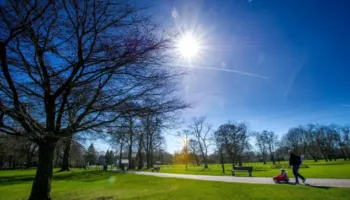 Moti për sot me kthjellime në të gjithë territorin, temperaturat arrijnë në 26 gradë Celcius