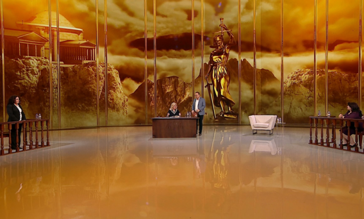 Motra e vëllezër nuk flasin për gati 10 vjet, testamenti i babait përçan familjen! Njëra nga vajzat ngre akuza