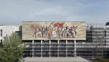 Muzeut Historik Kombëtar i rikthehet shkëlqimi, finalizohet restaurimi i plotë i fasadës