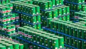 Nafta rikthehet mbi 100 dollarë pasi SHBA-të njoftuan se do të bllokojnë portet iraniane