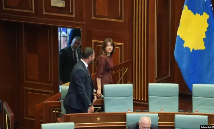 Ndërpritet sërish seanca, përpjekja e fundit për zgjedhjen e presidentit në Kosovë në orën 23:00