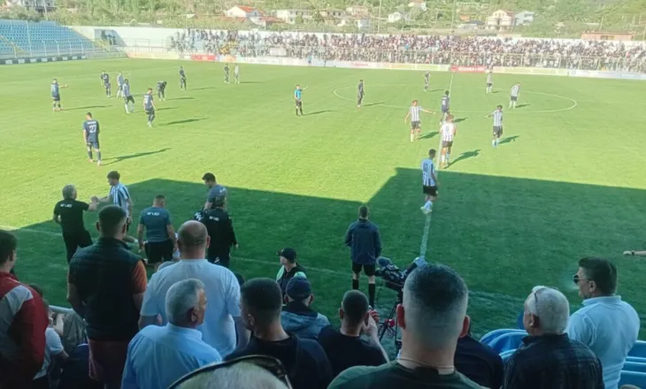 Ndeshje spektakolaere e tension në Laç, kurbinasit dhe korçarët zyrtarisht në Superiore