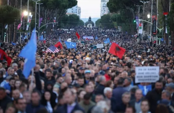 Nesër protesta e PD-së! Policia njofton masat e sigurisë: Ja rrugët që do të bllokohen