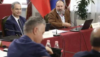 Nisin dëgjesat publike për reformën territoriale, Mazniku: Synojmë një proces të shëndetshëm