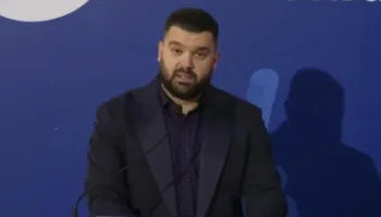 “Noka më tha vendimi është marrë për arsye fetare”, Xhafka reagon pas përjashtimit nga gara për kryetar të PD Korçë