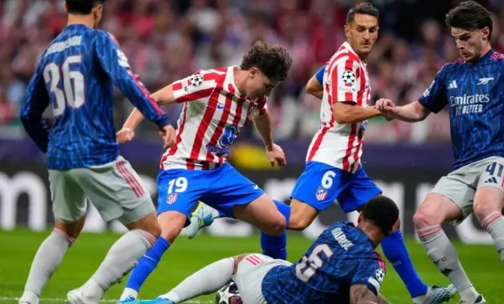 Nuk ka fitues në Metropolitano, 2 penallti vendosin sfidën e parë gjysmëfinale mes Atletikos dhe Arsenalit