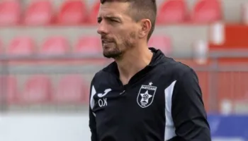 Partizani shkarkon trajnerin Oltijon Kërnaja