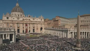 Pashkë në hije lufte, Papa Leoni XIV i bën thirrje botës për unitet! Mesha madhështore në Vatikan