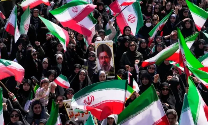 “Përçarje në Teheran”, reagon Irani: Trillime amerikane, jemi të bashkuar