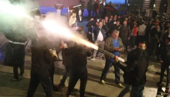“Po bëjmë luftë të fortë”, deputeti i Berishës: Intelektualët duhet të na bashkohen në protesta!