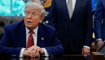 Popullariteti i Trump bie ndjeshëm, vetëm 34% e të anketuarve e miratojnë luftën me Iranin