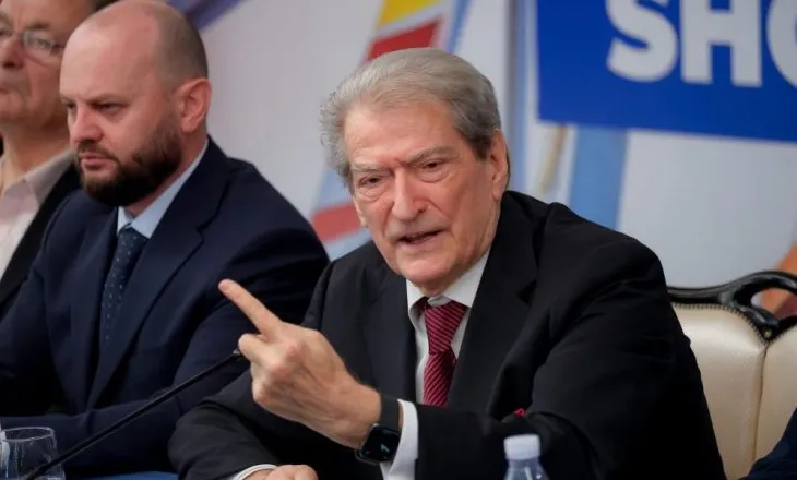 “Porti u anulua nga ndërkombëtarët”, Berisha: Qeveria ka bllokuar integrimin në Bashkimin Europian