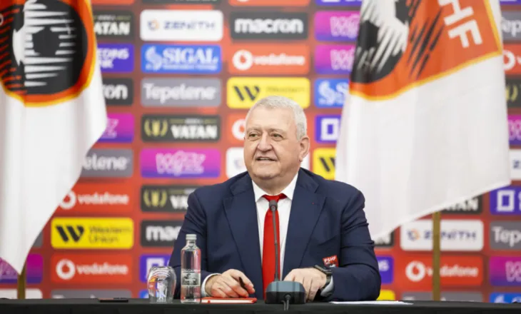 Presidenti Duka bashkëbisedim me gazetarët: Nga trajneri i Kombëtares te sfidat e reformat