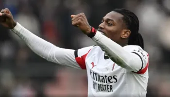 “Prioriteti i Leaos është “diçka” tjetër përveç futbollit. E ka mendjen te sfilatat e modës dhe te regjistrimi i këngëve”