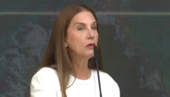 Programe pas mësimit, Kumbaro: Dyfishojmë pagën e orëve shtesë për mësuesit