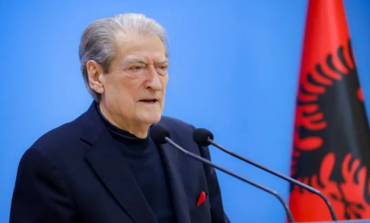 “Prostitutë amorale politike”, Berisha për Ramën: Fshehu pjesëmarrjen në samit ndërkombëtar