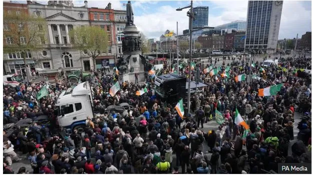 Protesta të dhunshme për naftën në Irlandë, policia përdor sprej