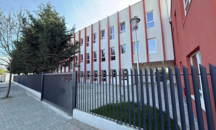 Rama prezanton shkollën e re në Prush të Tiranës: Klasa moderne dhe kushte dinjitoze