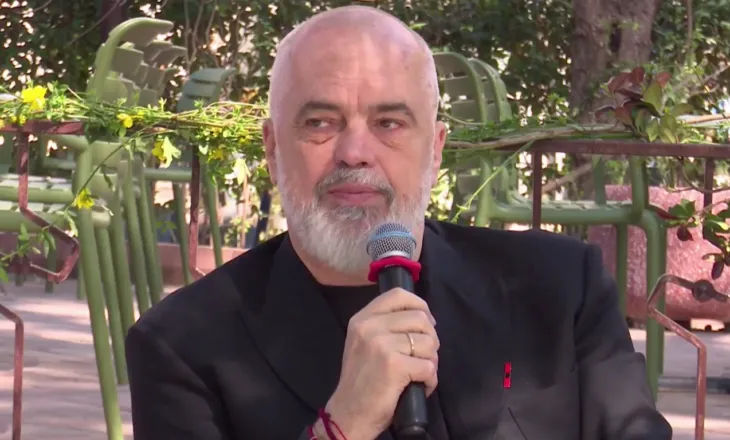 Rama publikon pamje nga punimet në rrugën Fier–Fratar: Investim kyç për zhvillimin e zonës