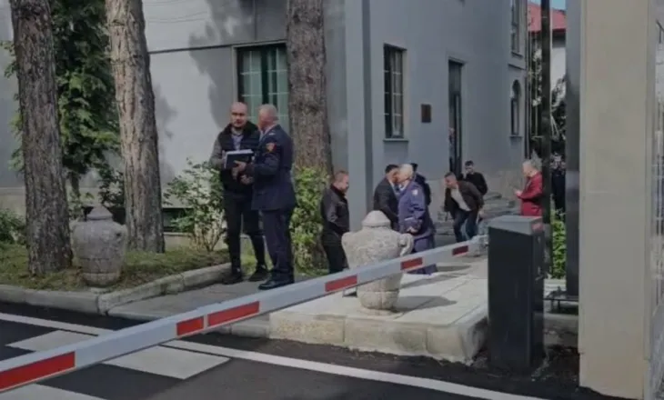 Rastet e fundit të kultivimit të lëndëve narkotike, drejtori i Përgjithshëm i Policisë mbledh punonjësit e komisariatit të Korçës