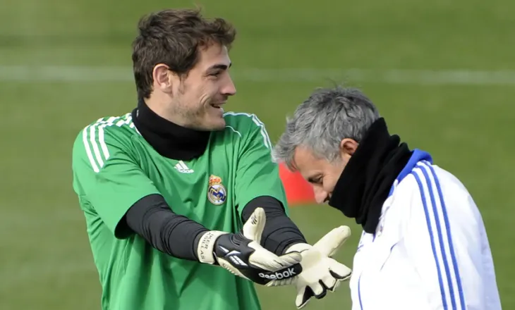 Reagimi i Casillas për rikthimin e Mourinhos te Real Madridi e “armiqëson” me tifozët