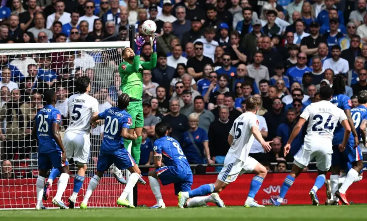 “Reaguam mirë pas shkarkimit të Rosenior, një trofe do të thotë shumë për Chelsea”