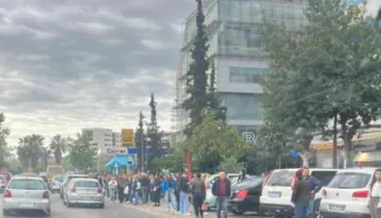 Reduktimi me 40% i autobusëve, PD: Tirana në prag paralize, autoritetet po heshtin