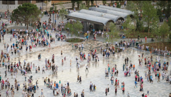 Revista britanike “Express”: Tirana, destinacioni surprizues për një udhëtim pranveror në Evropë