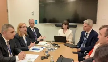 Rritja e aktivitetit ekonomik dhe rritja e pagave/ BB dhe FMN vlerësojnë progresin e Shqipërisë