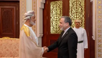 SHBA anuloi udhëtimin e negociatorëve në Pakistan, ministri i Jashtëm iranian zhvillon bisedime në Oman