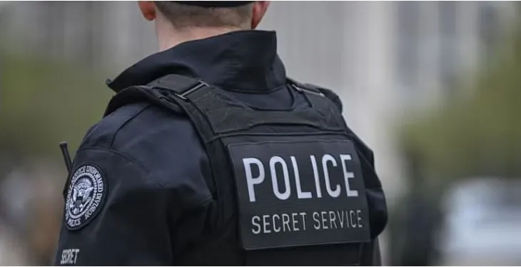 Shërbimi Sekret reagon pas sulmit në eventin e Trump: Frikacaku tentoi të shkaktojë një tragjedi kombëtare