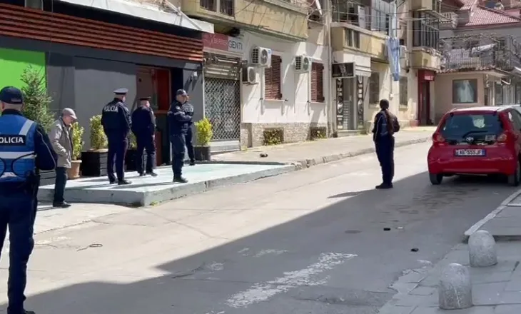 Sherr mes të rinjve në Korçë, plagoset njëri prej tyre. Pasi e rrahën u rrëzua në kangjella…